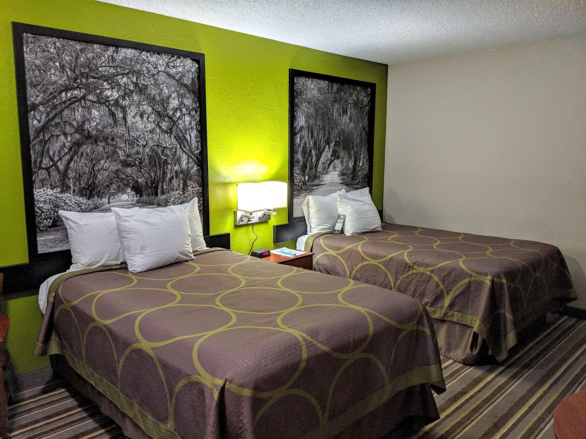 Super 8 By Wyndham Lake City Exterior foto